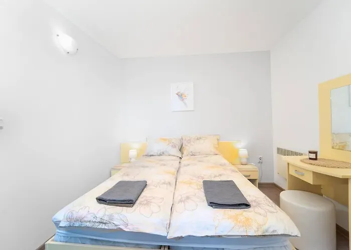 Snow Legend With Terrace Apartament